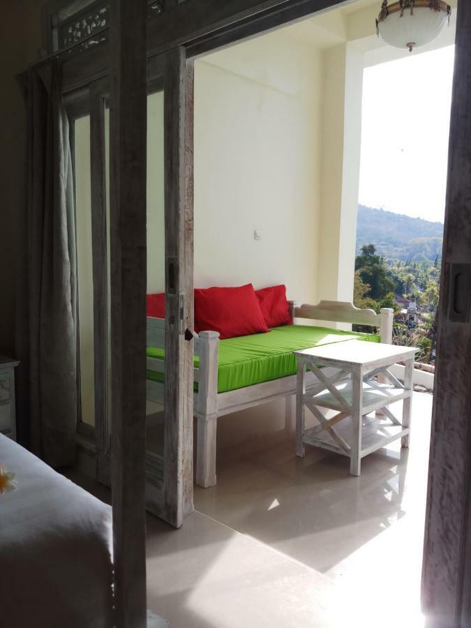 Waenis Sunset View Hotel And Restaurant, Amed, Bali Eksteriør billede